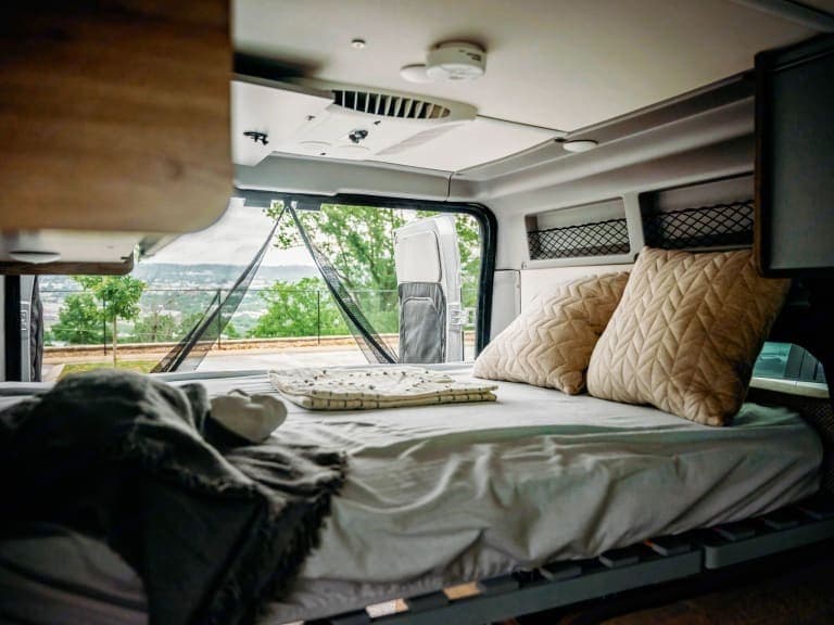 Winnebago Solis Pocket #2