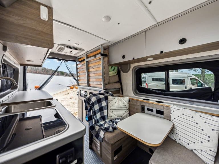 Winnebago Solis Pocket #2